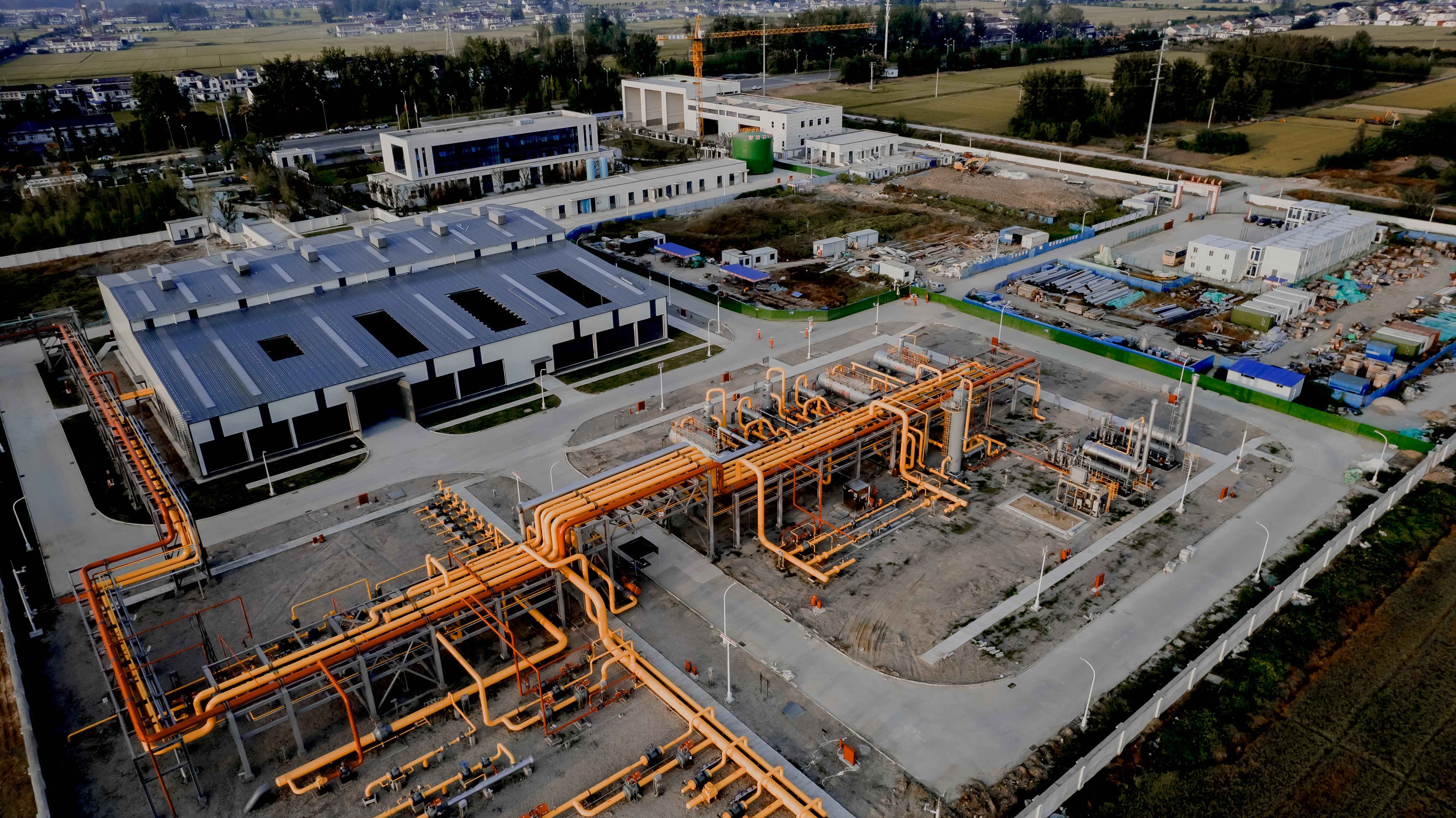 【科技日报】这座世界首座连通井盐穴储气库，让盐矿采空区“蝶变”储能宝库